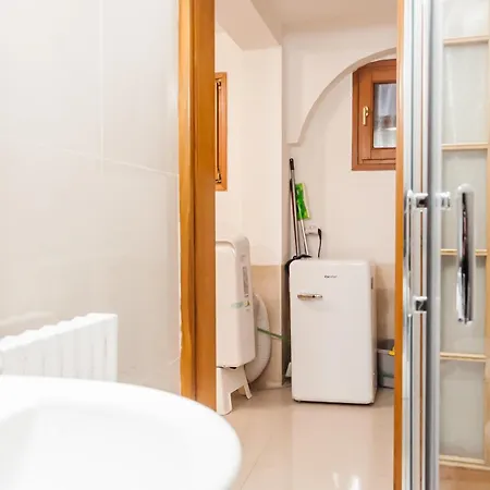 Bed & Breakfast With Private Bathroom Stella 1