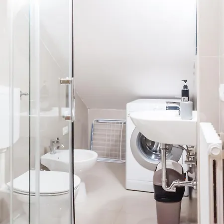 With Private Bathroom Stella 1 *